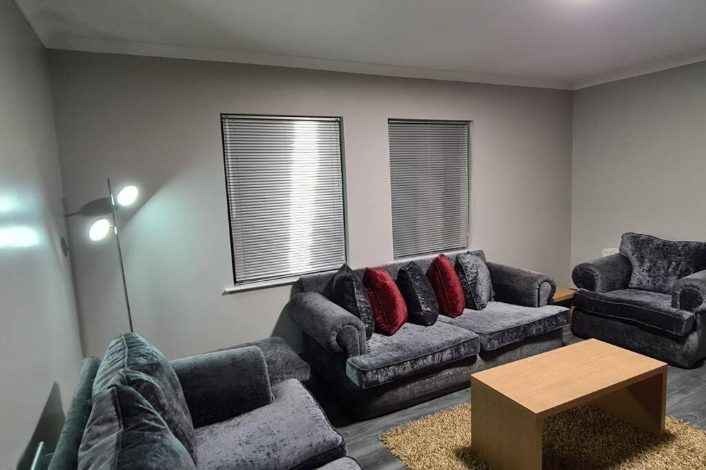 Millhouse Cottage A Luxury 3 Bed Bungalow أنتريم المظهر الخارجي الصورة